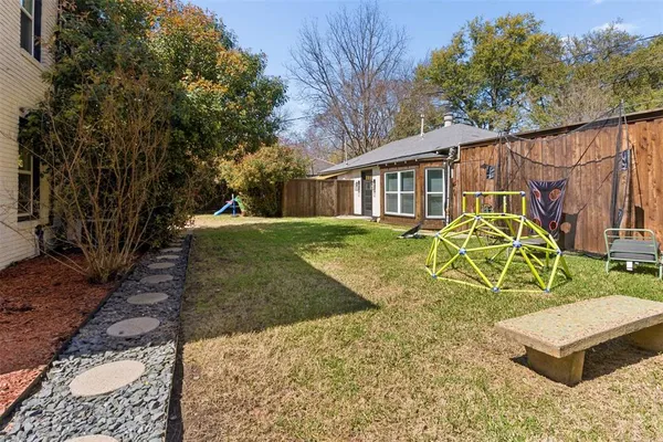 $4,995 | 4516 Fairway Avenue, Highland Park, TX 75219
