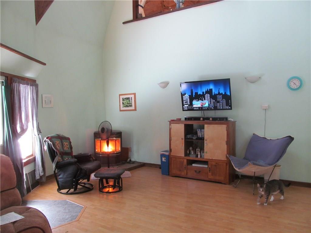 81 Hanley Road Pittston, ME 04345 - Photo 11 of 35 Super spacious livingroom/family...