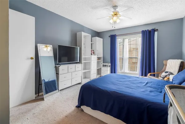 $133,900 | 12550 Whittington Drive, Unit 814, Houston, TX 77077