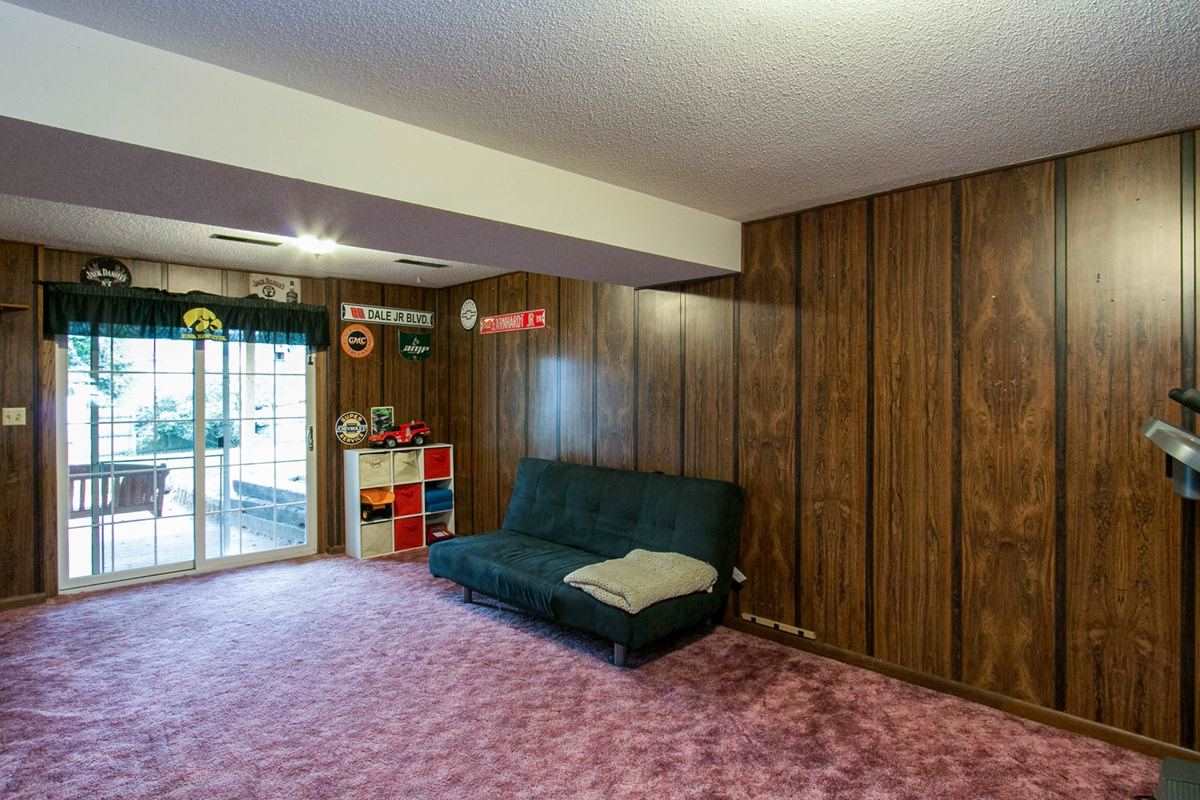 308 Sycamore Street Riverside, IA 52327 - Photo 19 of 25 Gallery Image 19