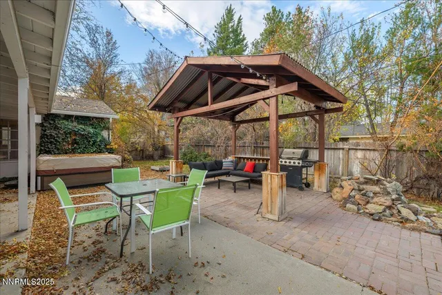 a view of outdoor space yard and patio