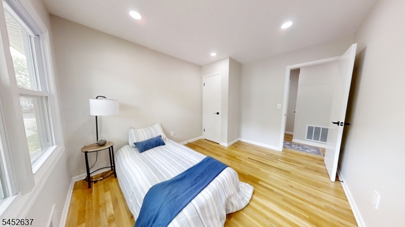 860 Salem Road Union, NJ 07083 - Photo 17 of 44 Gallery Image 17