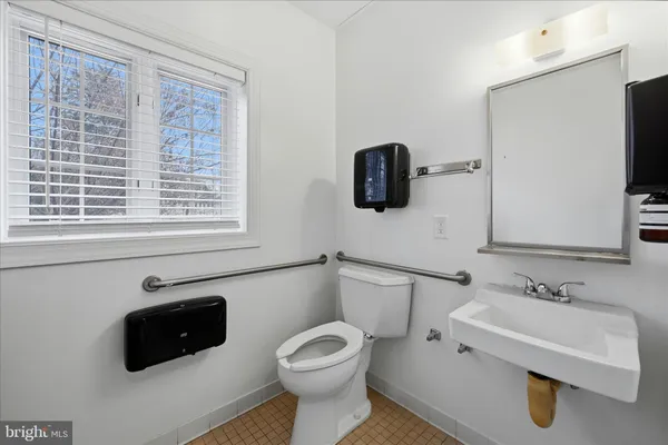$1,350,000 | 210 West Main Street, Berryville, VA 22611