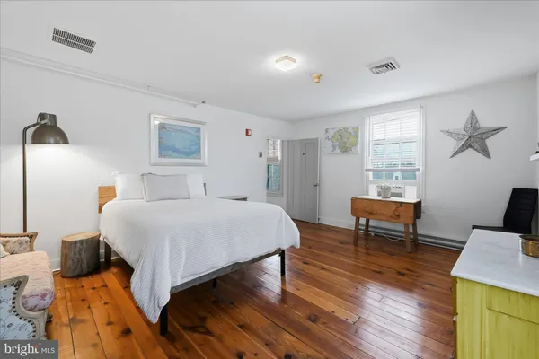 $1,350,000 | 210 West Main Street, Berryville, VA 22611