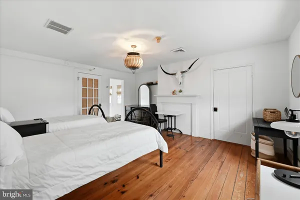 $1,350,000 | 210 West Main Street, Berryville, VA 22611