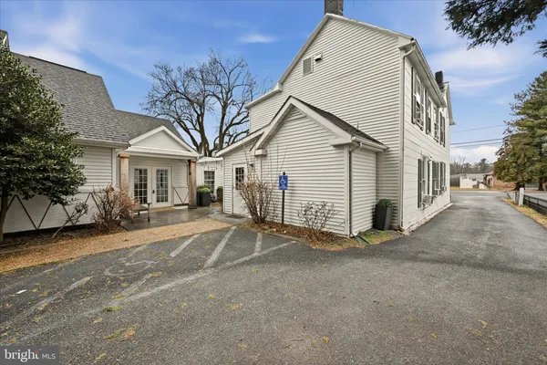 $1,350,000 | 210 West Main Street, Berryville, VA 22611