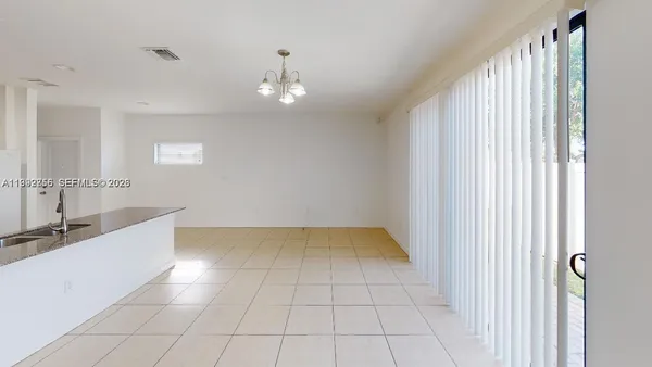 $3,700 | 460 Northeast 194th Terrace, Unit 460, Miami, FL 33179
