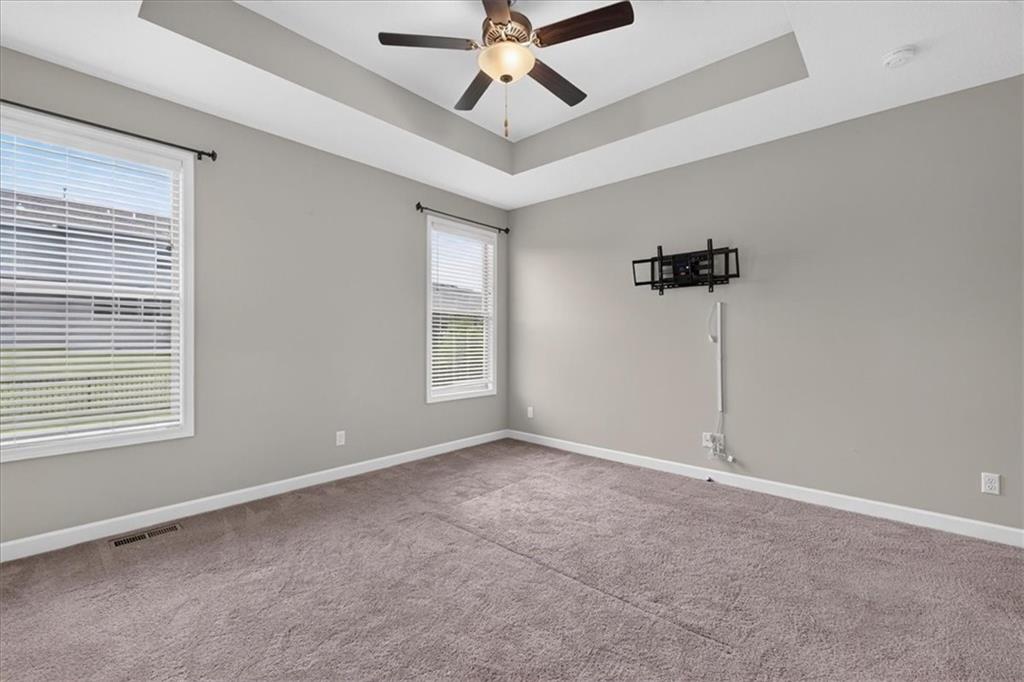 1829 Northeast Riley Drive Lee's Summit, MO 64086 - Photo 25 of 40