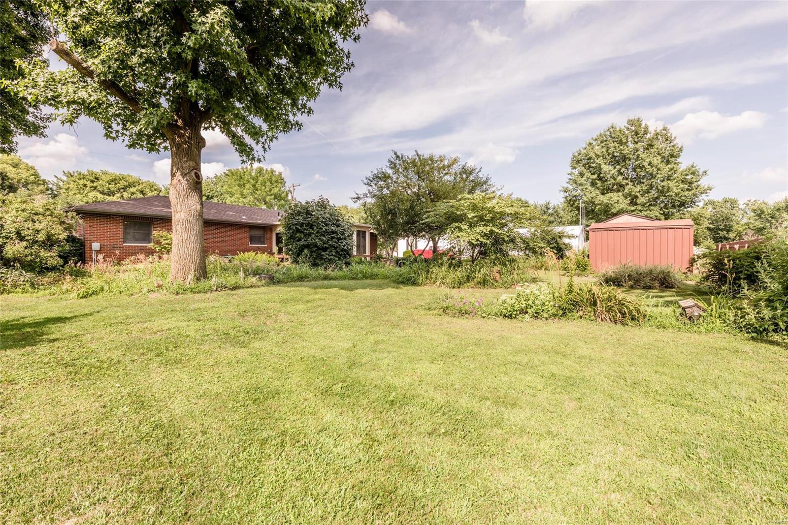 502 Walnut Street Alhambra, IL 62001 - Photo 8 of 26 Gallery Image 8