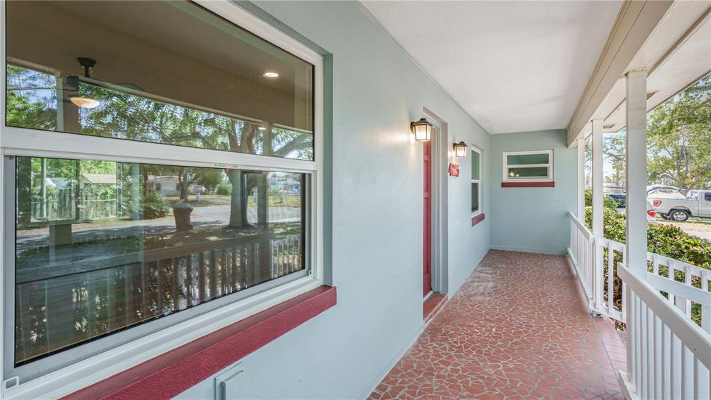 4725 Del Rio Way South Gulfport, FL 33711 - Photo 5 of 51 Gallery Image 5