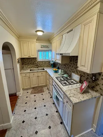 $847,000 | 2727 Blenheim Avenue, Redwood City, CA 94063