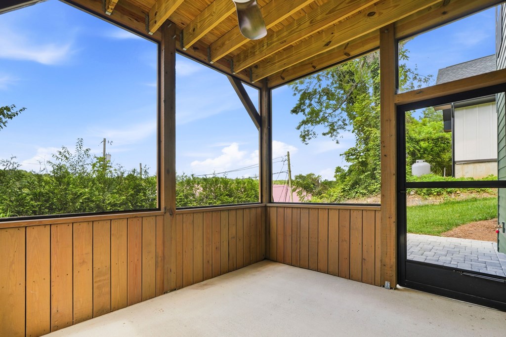 318 East 2nd Street Blue Ridge, GA 30513 - Photo 41 of 46 Gallery Image 41
