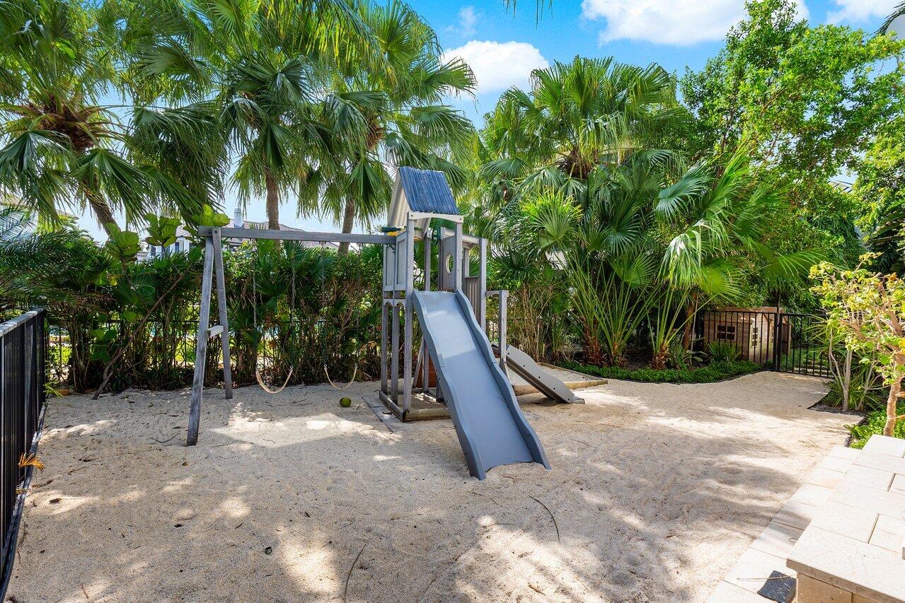 963 Eve Street Delray Beach, FL 33483 - Photo 71 of 83 a view of a park with palm trees