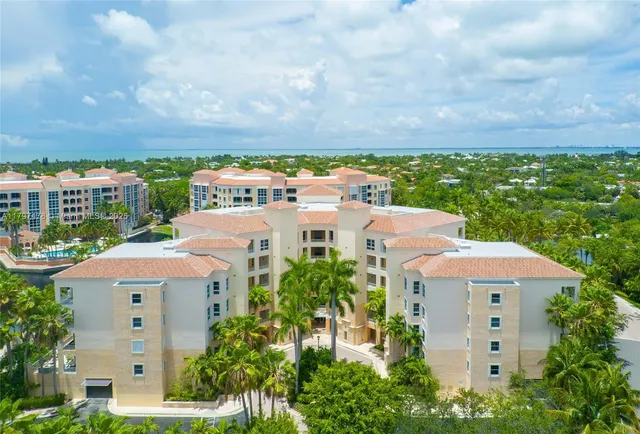 $1,995,000 | 701 Crandon Boulevard, Unit 402, Key Biscayne, FL 33149