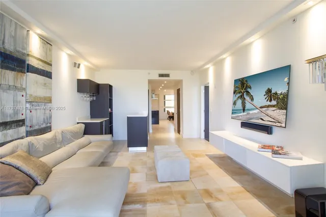 $1,995,000 | 701 Crandon Boulevard, Unit 402, Key Biscayne, FL 33149