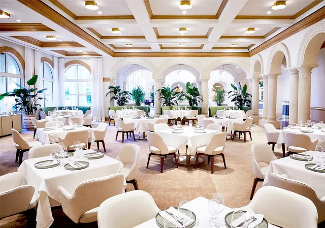 $1,995,000 | 701 Crandon Boulevard, Unit 402, Key Biscayne, FL 33149