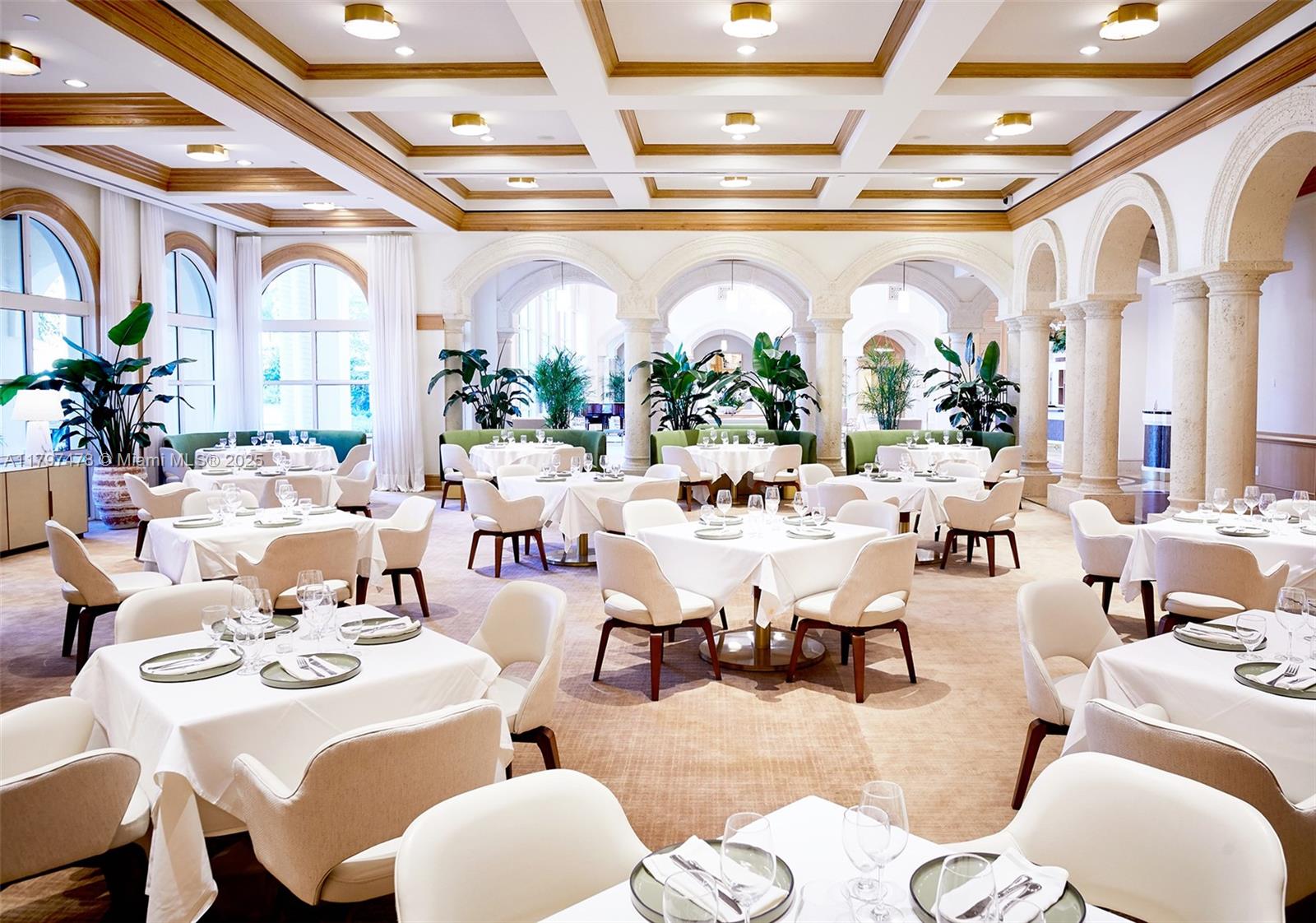 701 Crandon Boulevard, Unit 402 Key Biscayne, FL 33149 - Photo 36 of 38