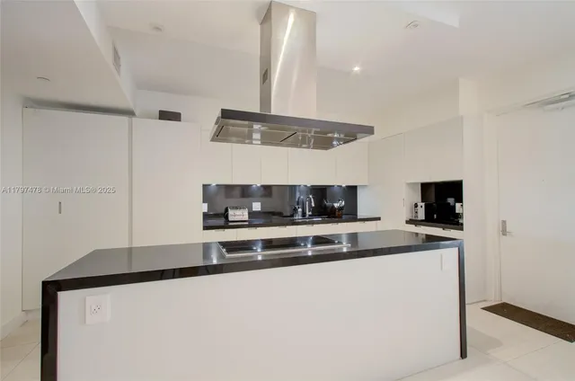 $1,995,000 | 701 Crandon Boulevard, Unit 402, Key Biscayne, FL 33149