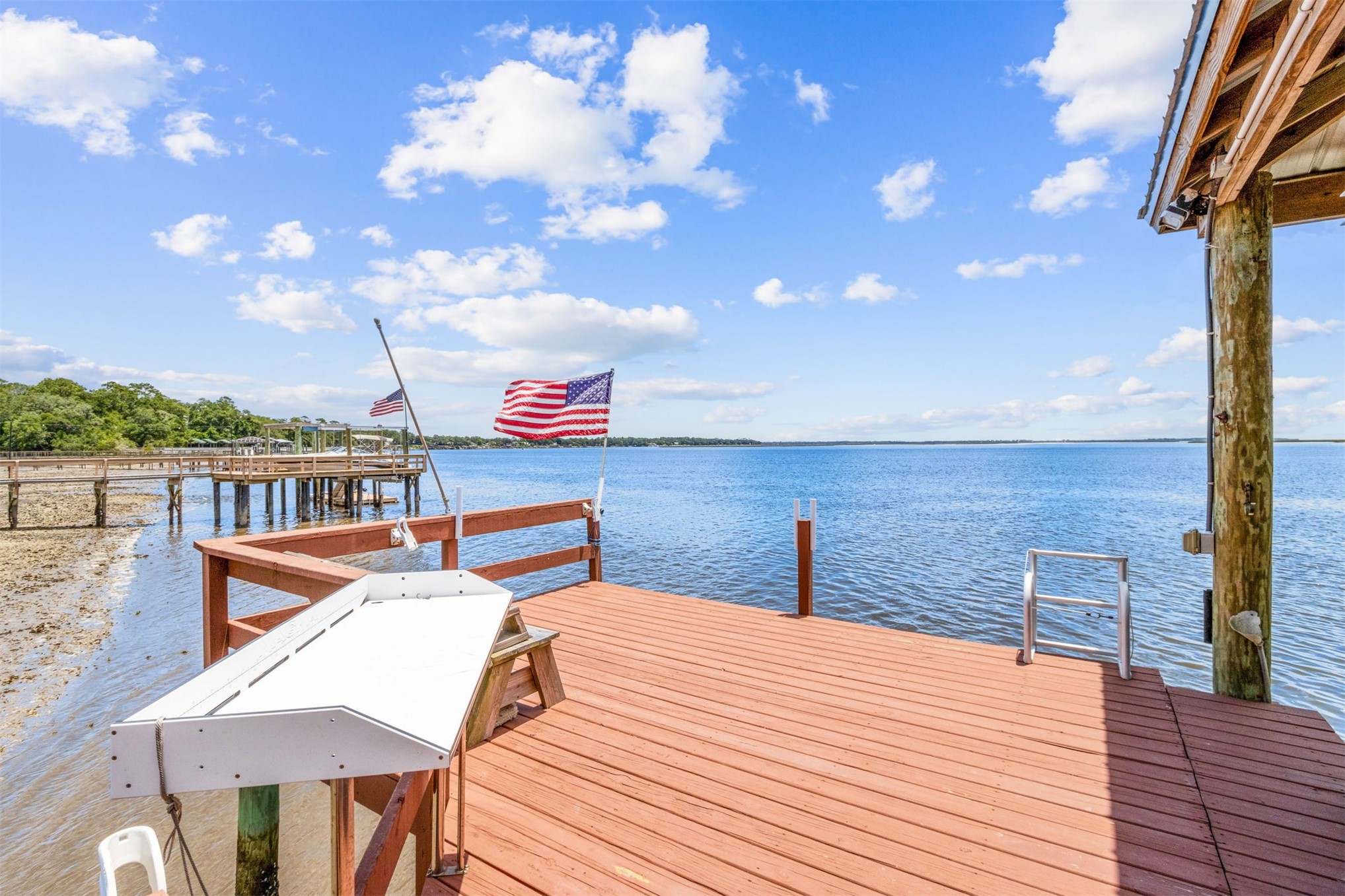 95210 Cook Road Fernandina Beach, FL 32034 - Photo 46 of 70 a view of a terrace with furniture