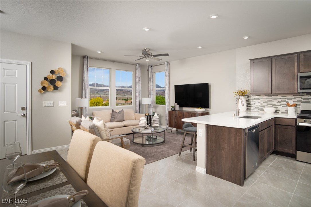 484 Ylang Place Henderson, NV 89015 - Photo 5 of 29 ALBANY MODEL HOME PHOTO