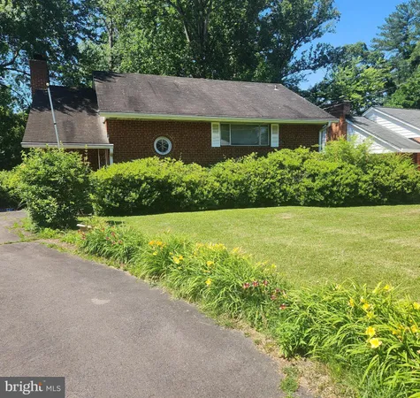 $599,000 | 10909 Maple Street, Fairfax, VA 22030