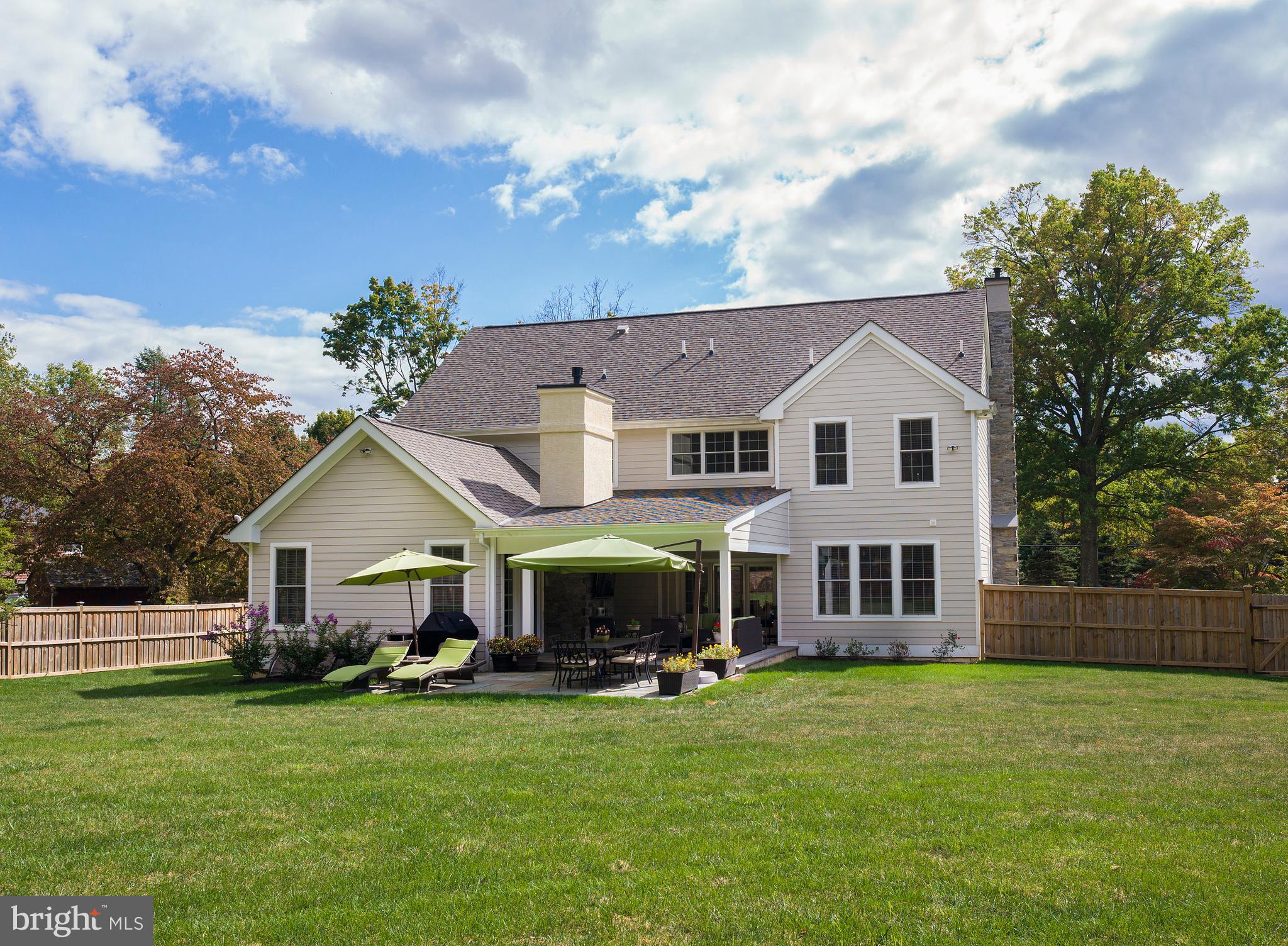 330 Abbey Road Berwyn, PA 19312 - Photo 4 of 31