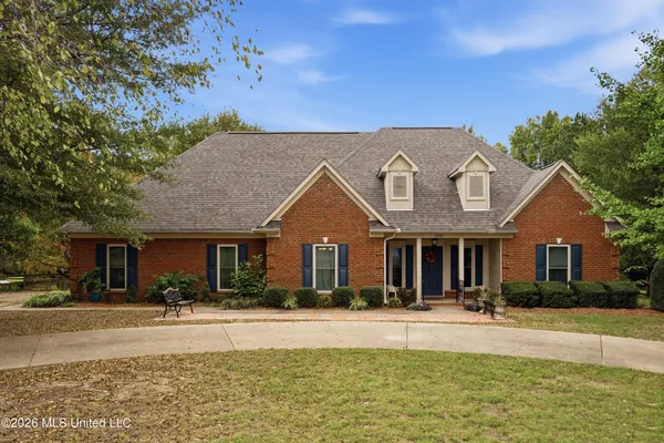$375,000 | 2578 Lamar Place East, Hernando, MS 38632
