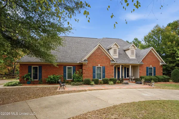 $375,000 | 2578 Lamar Place East, Hernando, MS 38632