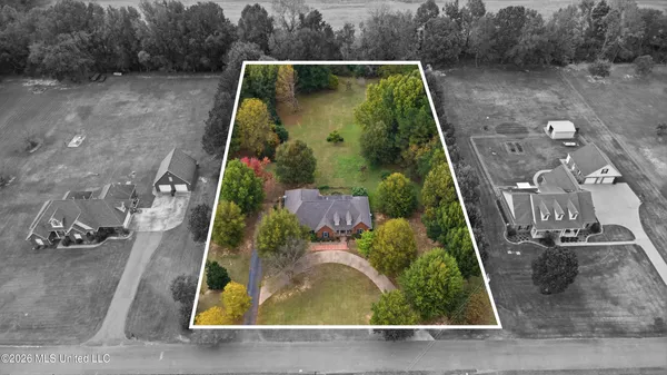 $375,000 | 2578 Lamar Place East, Hernando, MS 38632
