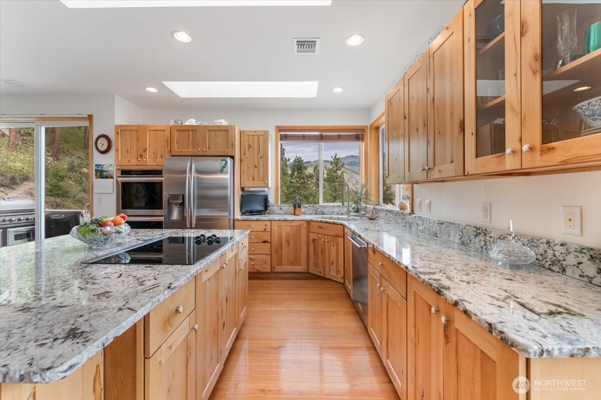 7371 Ridgeview Drive Chelan, WA 98816 - Photo 11 of 40