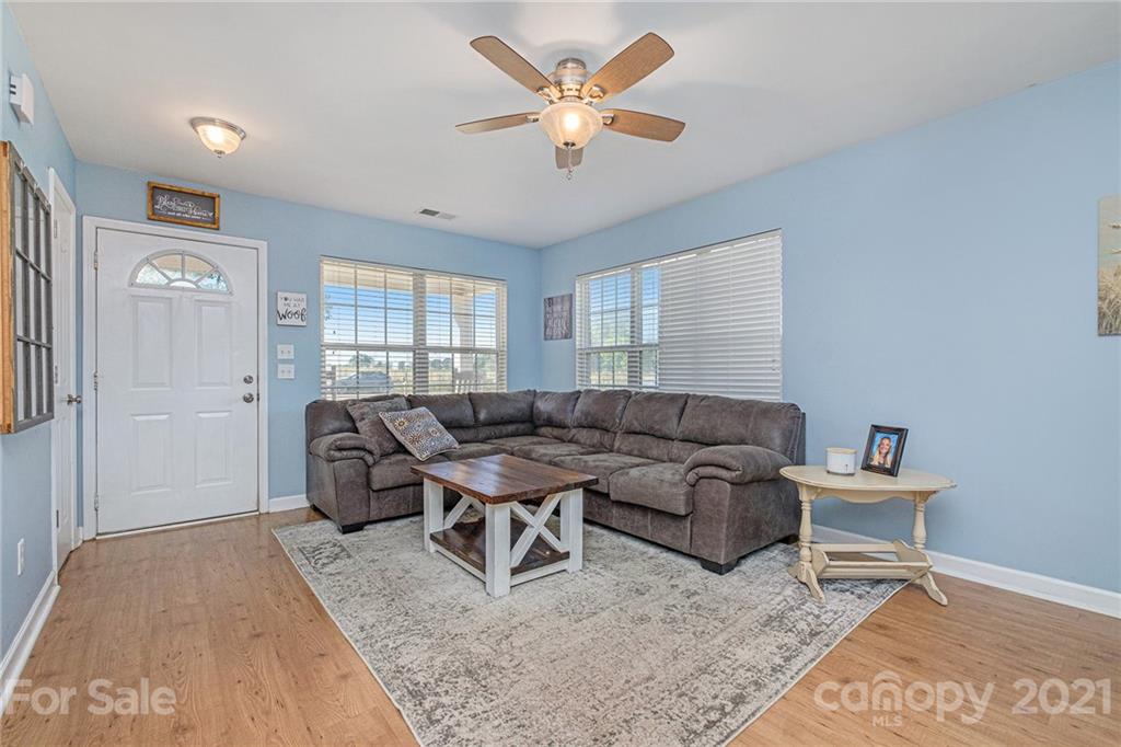 6107 Stack Road Monroe, NC 28112 - Photo 14 of 24 a living room with furniture and a window
