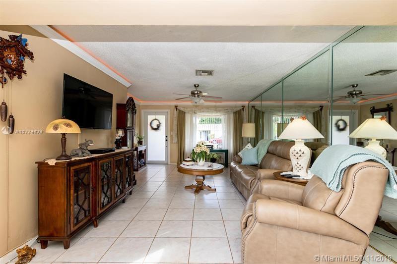 1511 North 31st Road Hollywood, FL 33021 - Photo 14 of 43 Gallery Image 14