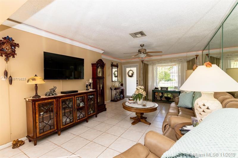 1511 North 31st Road Hollywood, FL 33021 - Photo 15 of 43 Gallery Image 15