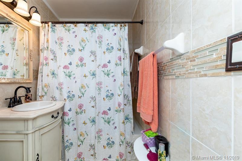 1511 North 31st Road Hollywood, FL 33021 - Photo 34 of 43 Gallery Image 34