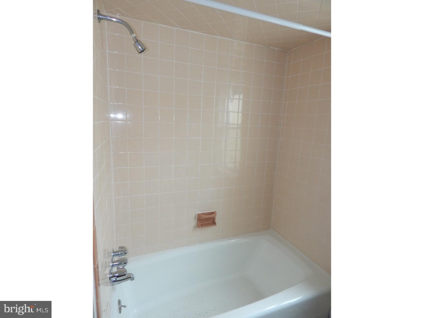 4019 Ellendale Road Drexel Hill, PA 19026 - Photo 11 of 16 Gallery Image 11