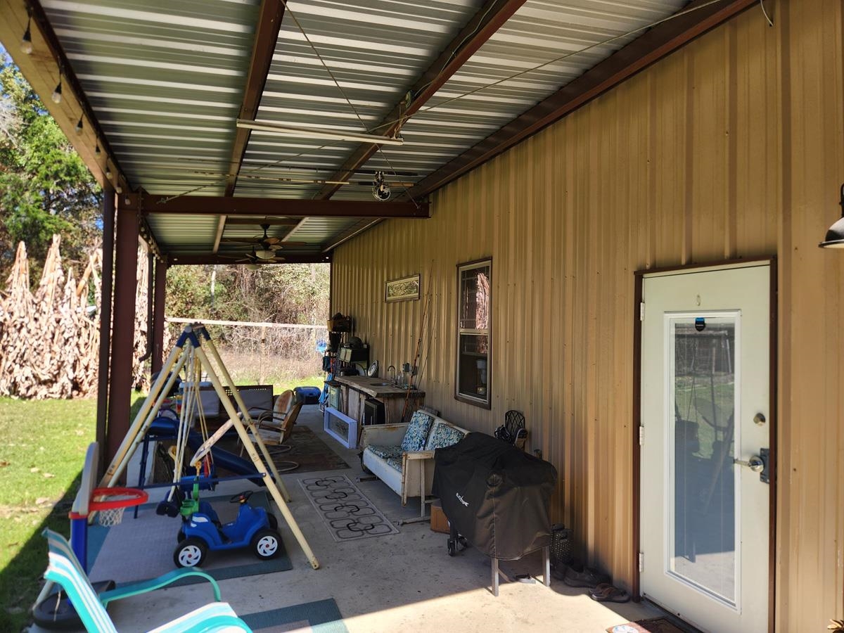 15461 Highway 98 Foley, AL 36535 - Photo 15 of 28 Patio