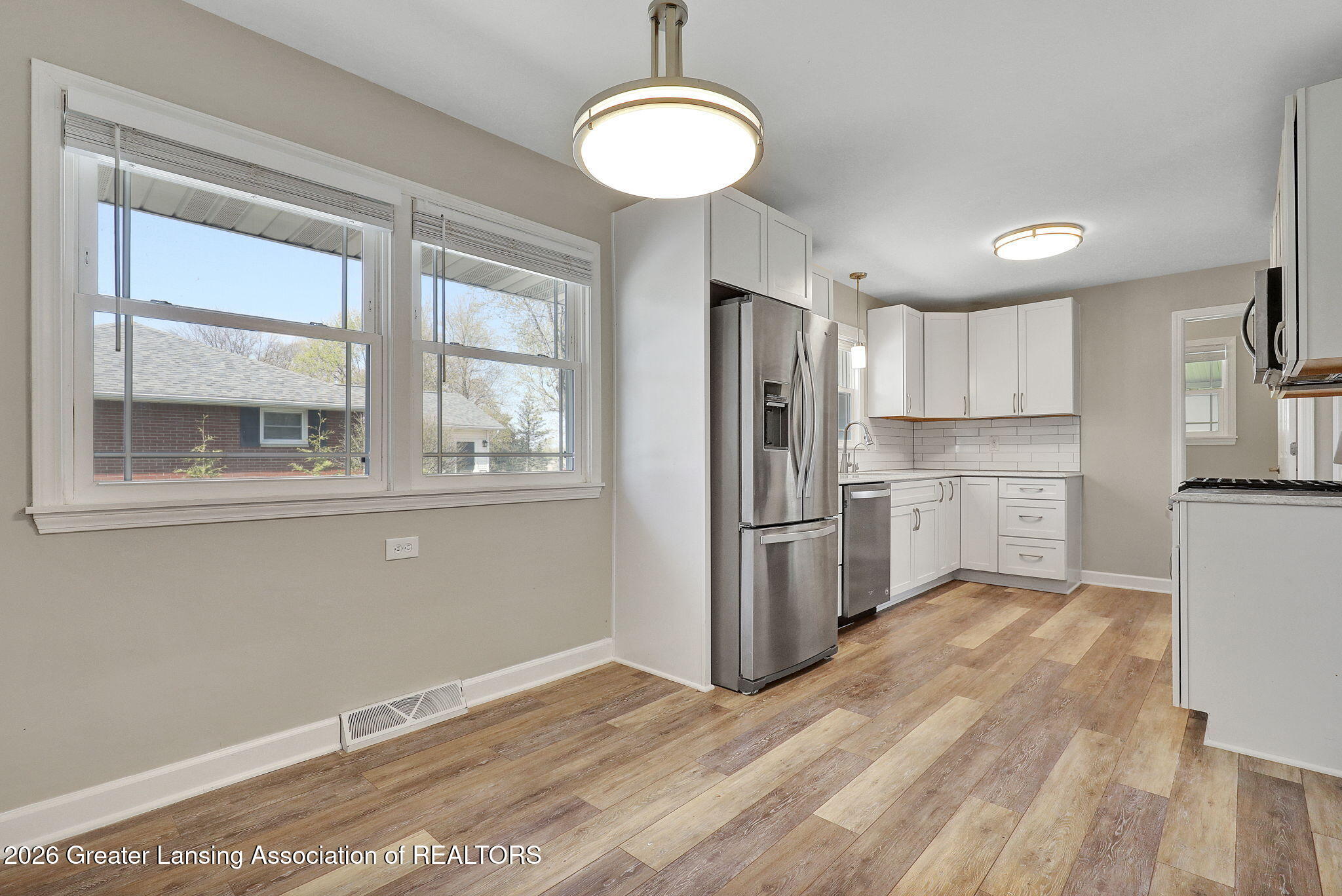 15499 Wood Road Lansing, MI 48906 - Photo 22 of 43 30-web-or-mls-Open Ended Media-26