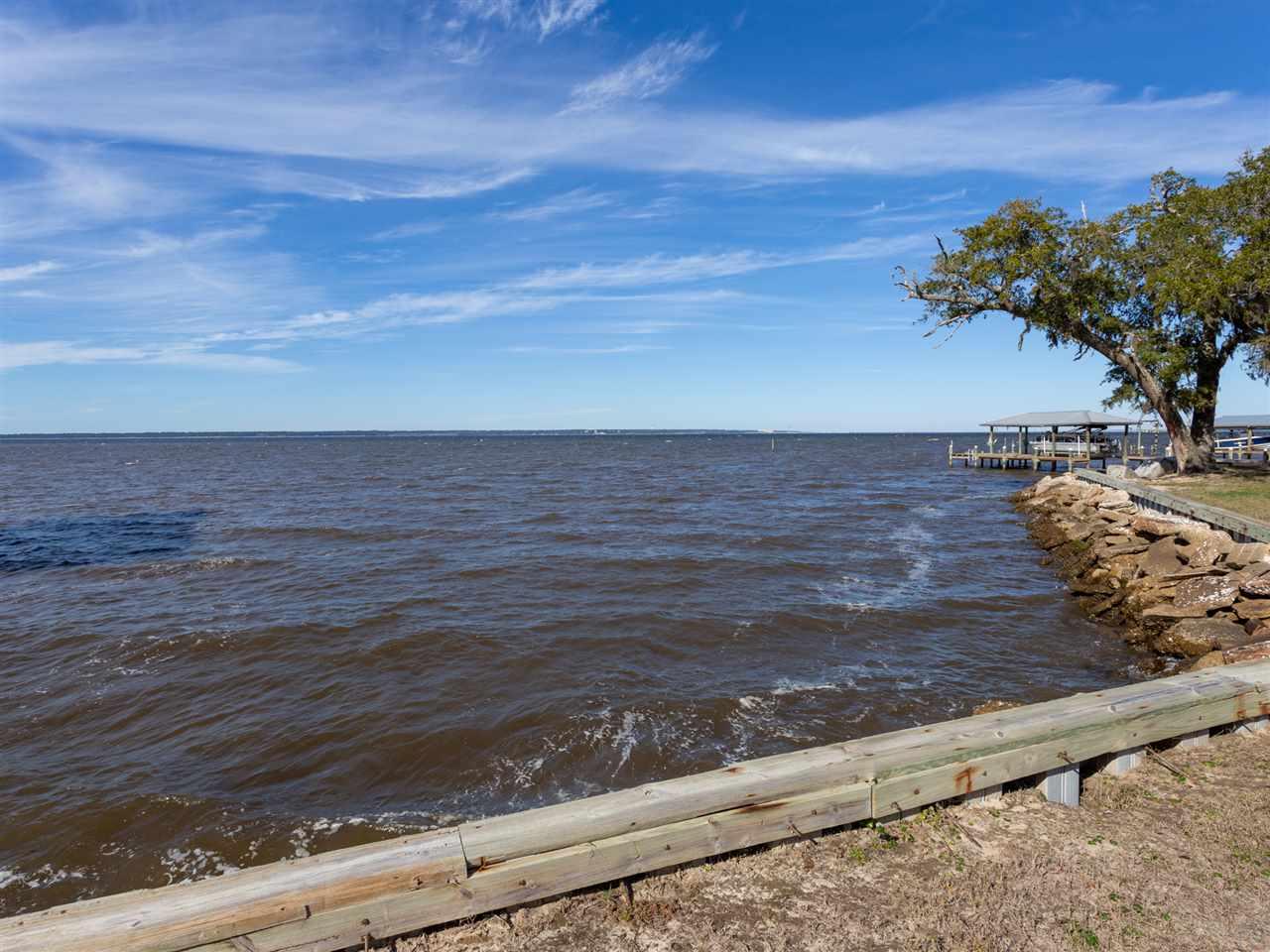 625 Garcon Point Road Milton, FL 32583 - Photo 11 of 15 Gallery Image 11