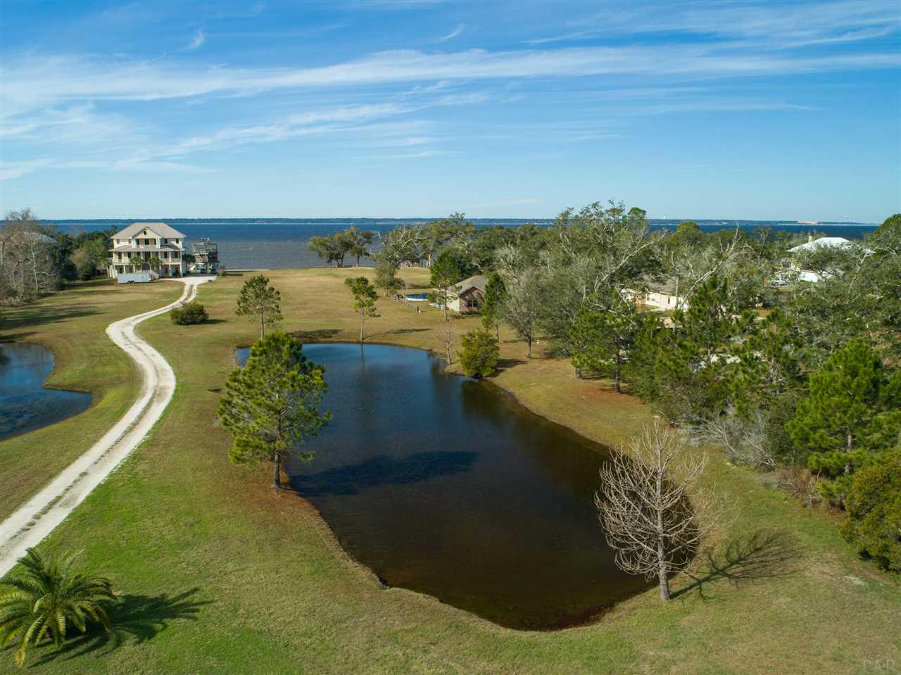 625 Garcon Point Road Milton, FL 32583 - Photo 8 of 15 Gallery Image 8