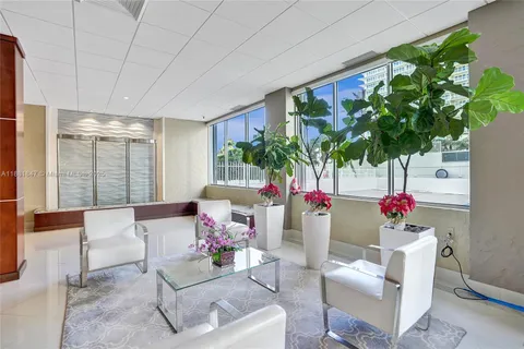 $395,000 | 4250 Galt Ocean Drive, Unit 4P, Fort Lauderdale, FL 33308