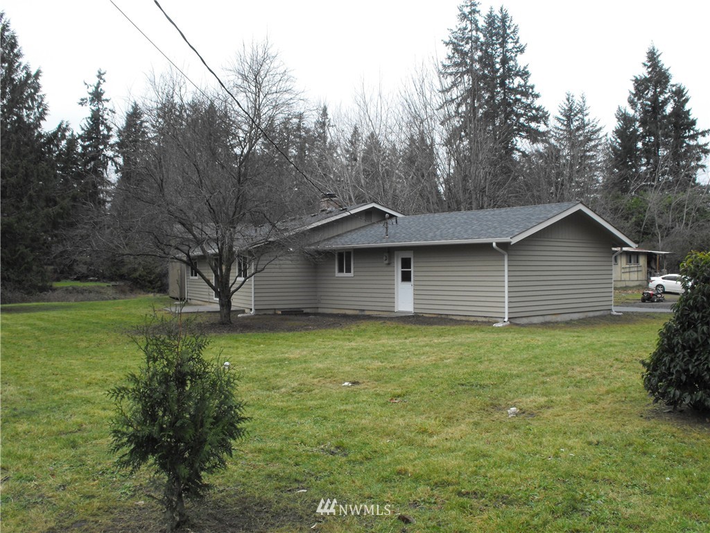 2015 Shamrock Road Northwest Bremerton, WA 98312 - Photo 2 of 23 Gallery Image 2