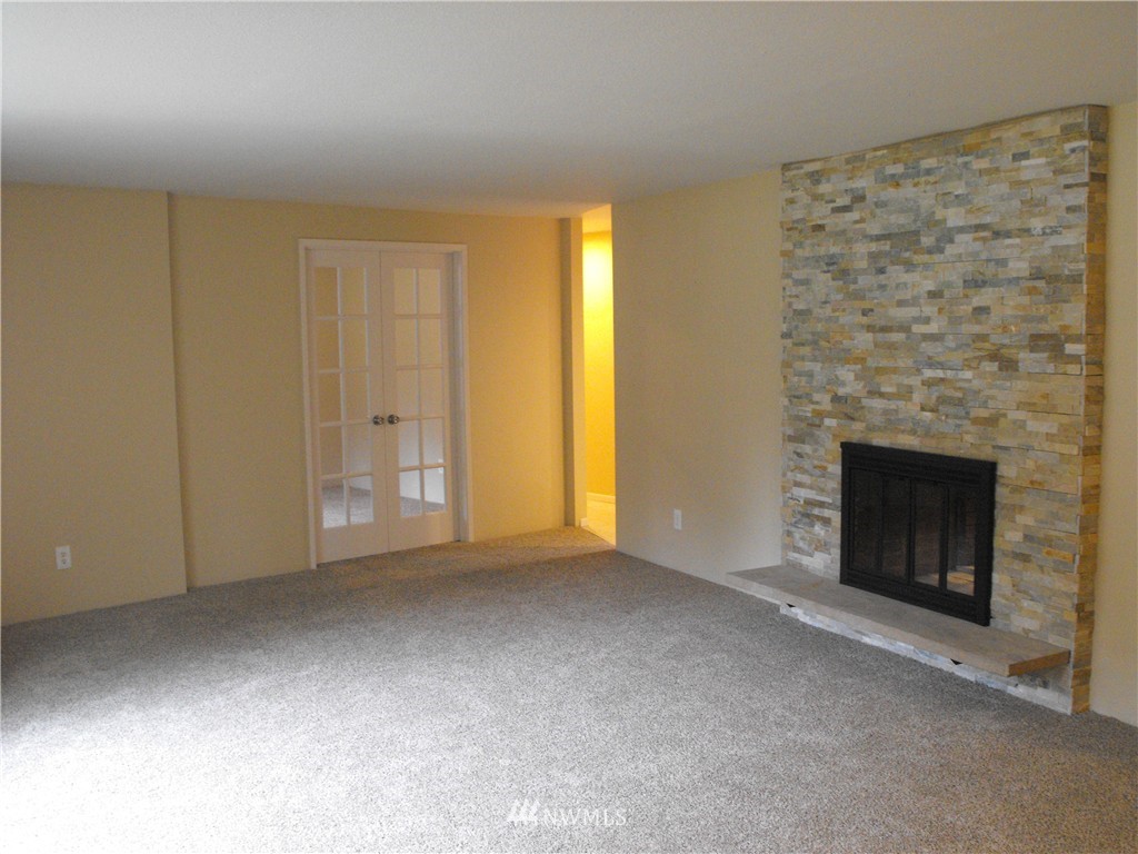 2015 Shamrock Road Northwest Bremerton, WA 98312 - Photo 13 of 23 Gallery Image 13