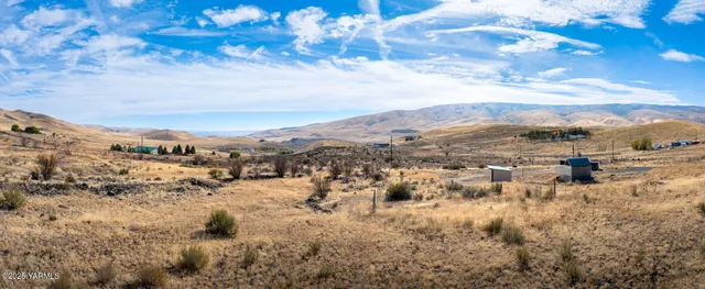 $499,000 | 1101 Elk Ridge Lane, Selah, WA 98942