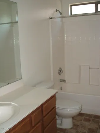 $2,100 | 9428 South 35th Glen, Laveen, AZ 85339