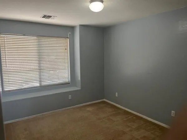 $2,100 | 9428 South 35th Glen, Laveen, AZ 85339