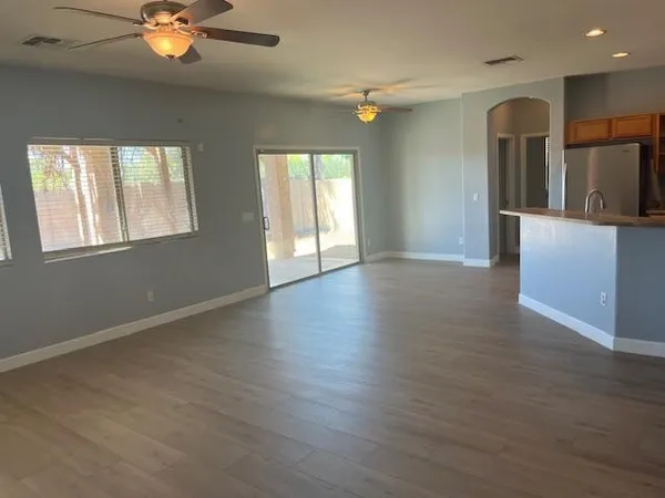 $2,100 | 9428 South 35th Glen, Laveen, AZ 85339