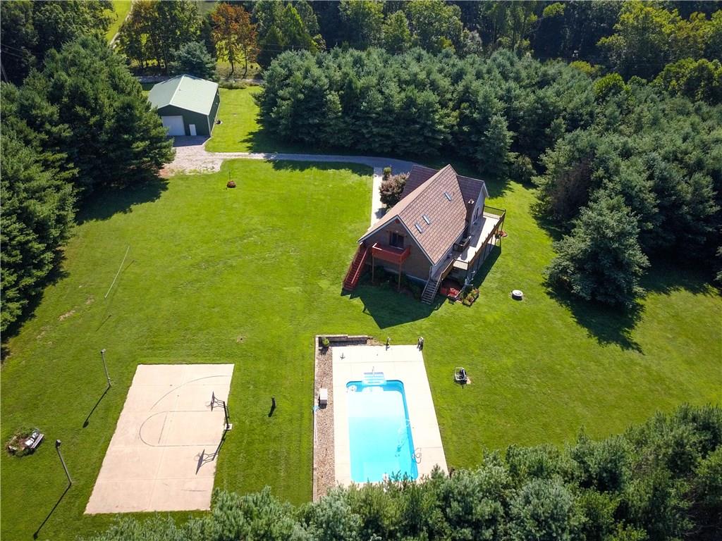 9134 Grandview Road Columbus, IN 47201 - Photo 1 of 44