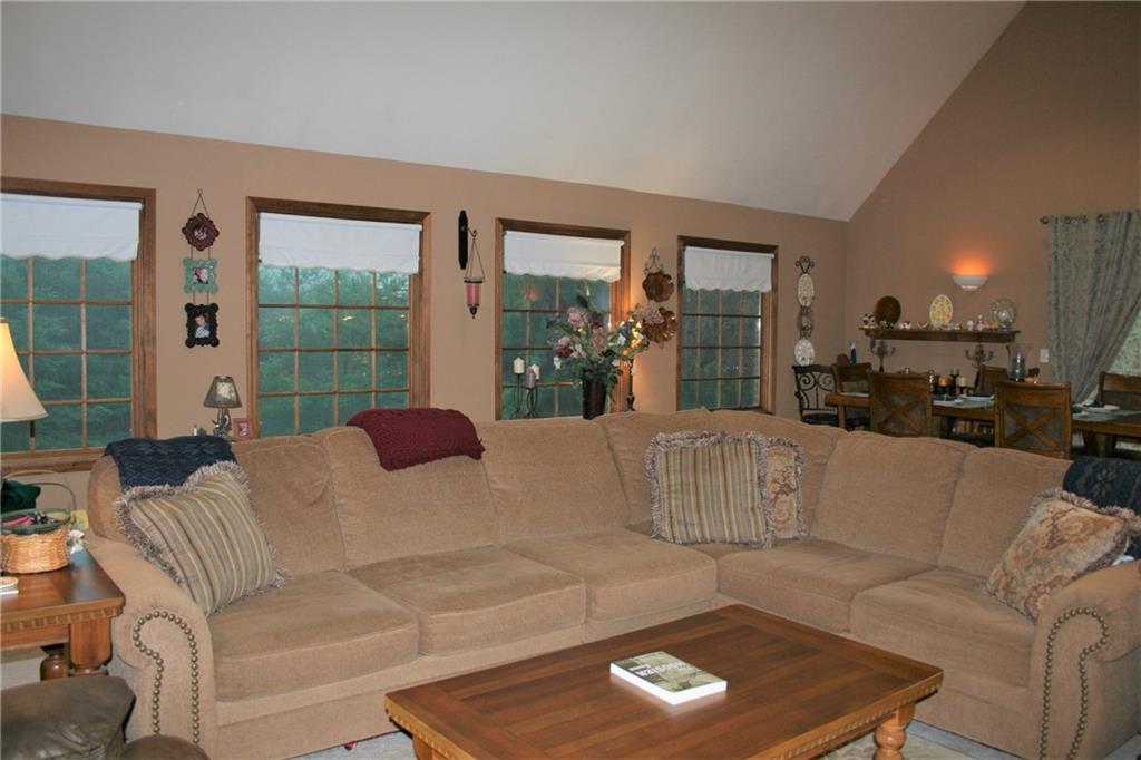 9134 Grandview Road Columbus, IN 47201 - Photo 5 of 44