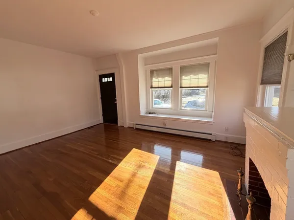 $3,000 | 9 Hollis Street, Unit B, Milton, MA 02186