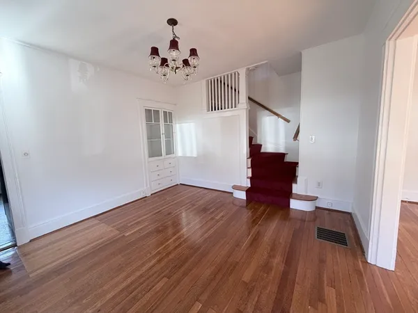 $3,000 | 9 Hollis Street, Unit B, Milton, MA 02186